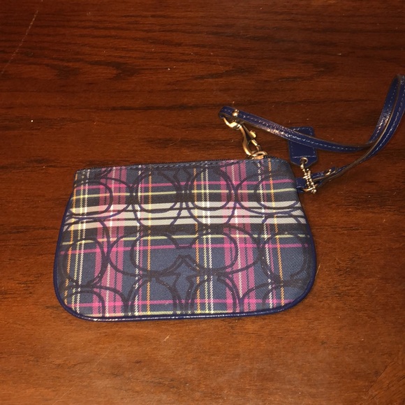 Coach Poppy Tartan Plaid Navy Pink Multi Stripe Zip Wristlet - Picture 4 of 5